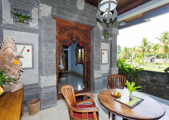 Bali Moon