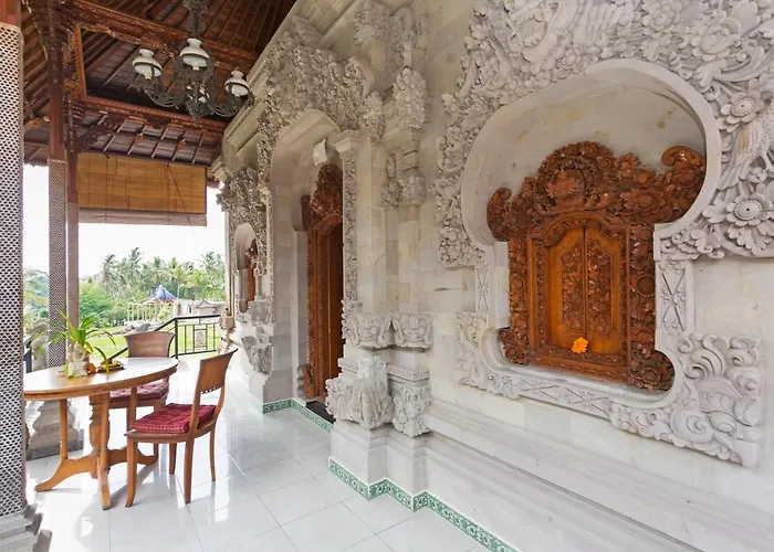 Bali Moon 4*