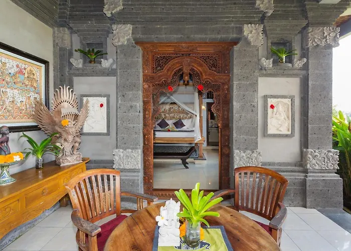 Bali Moon 4*